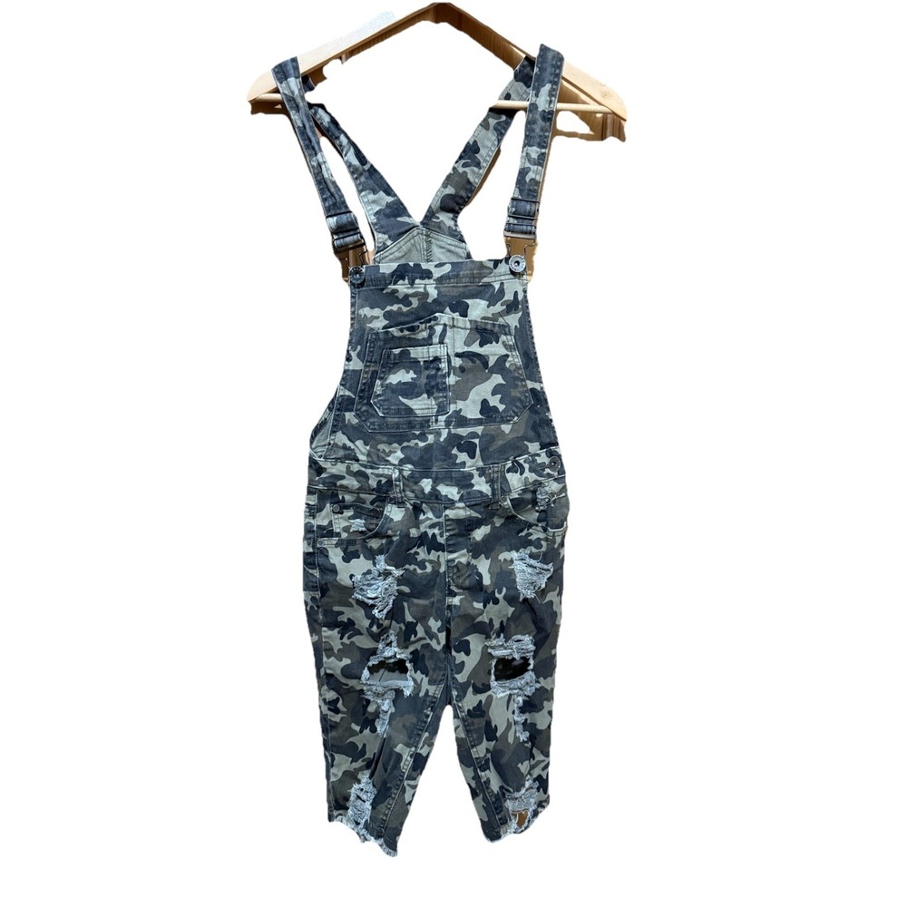 Traffic Jeanswear Camo Bib‎ Overall Shorts Destroyed Stretch Juniors Size 5 Boho